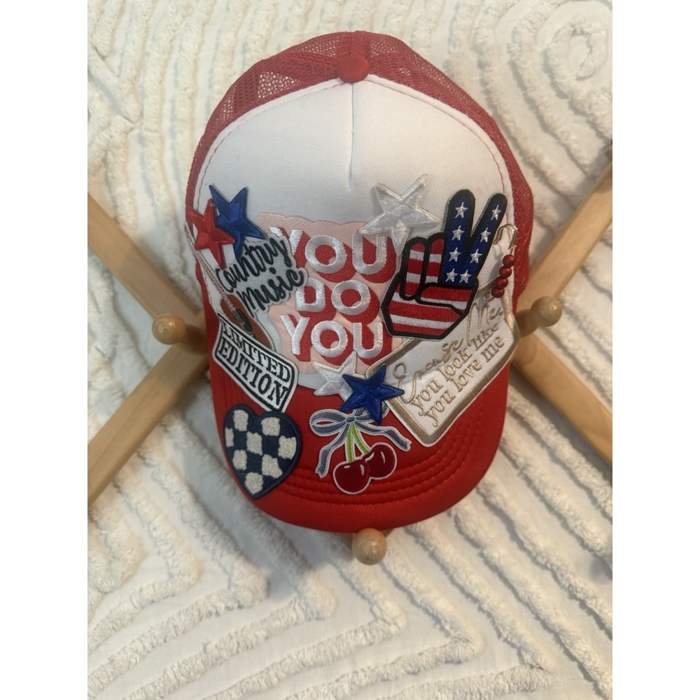 Boutique USA Red White Blue Trucker Hat Patriotic Country Music FESTIVAL Patch - Picture 3 of 7